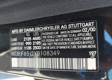 2000 Mercedes-Benz E 320 z USA, uszkodzony, nr VIN WDBJF65J2YB108349